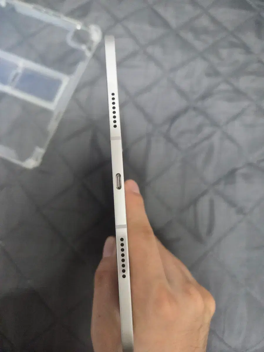 thumbnail-4